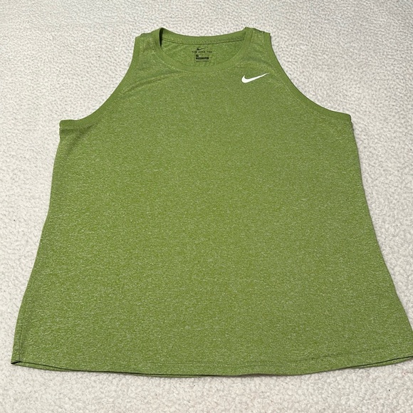 Nike Ladies Green Tank, EUC (Wore Once), Size Medium - Picture 1 of 6